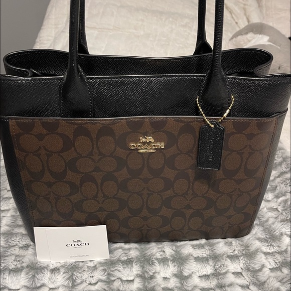 Coach Bag - Picture 1 of 10